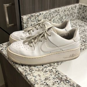 Platform Air Force 1s